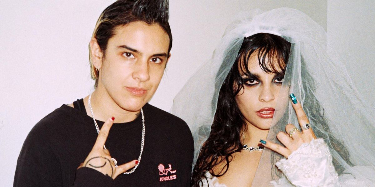 Girl Ultra Is a Runaway Bride in 'Amores de Drogas'