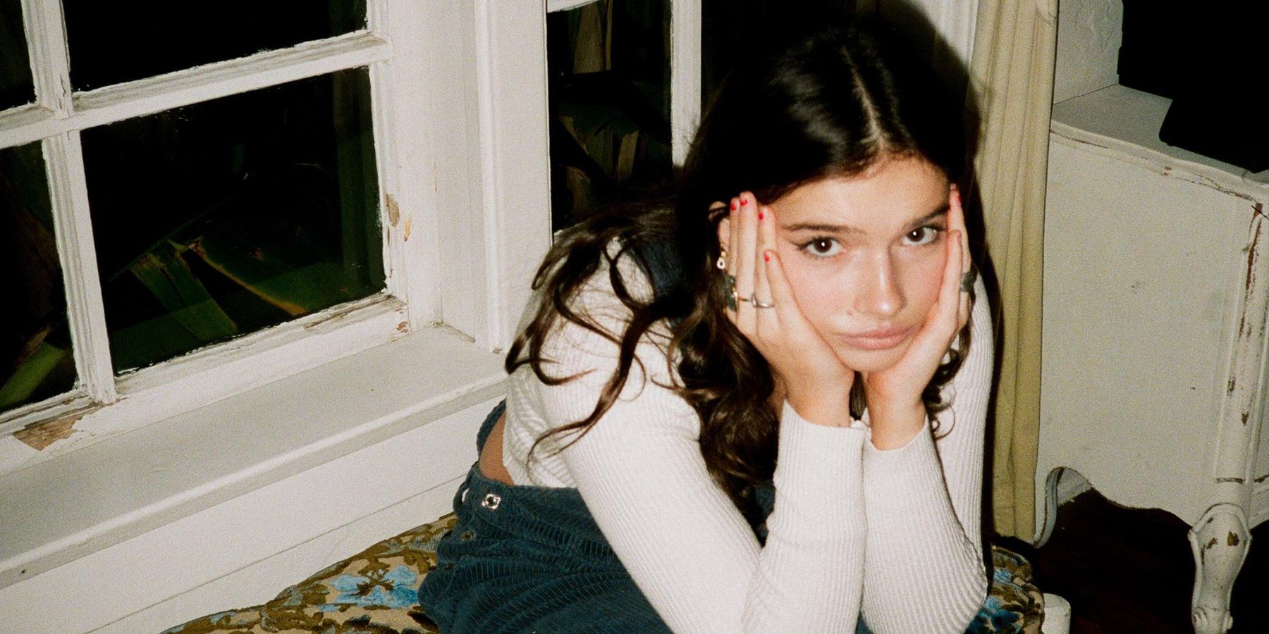 Lexi Jayde Is Waiting for Your Drunk Text