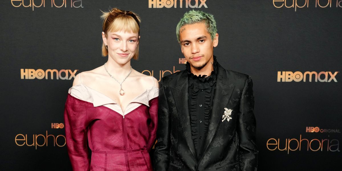 Dominic Fike and Hunter Schafer Are Kissing