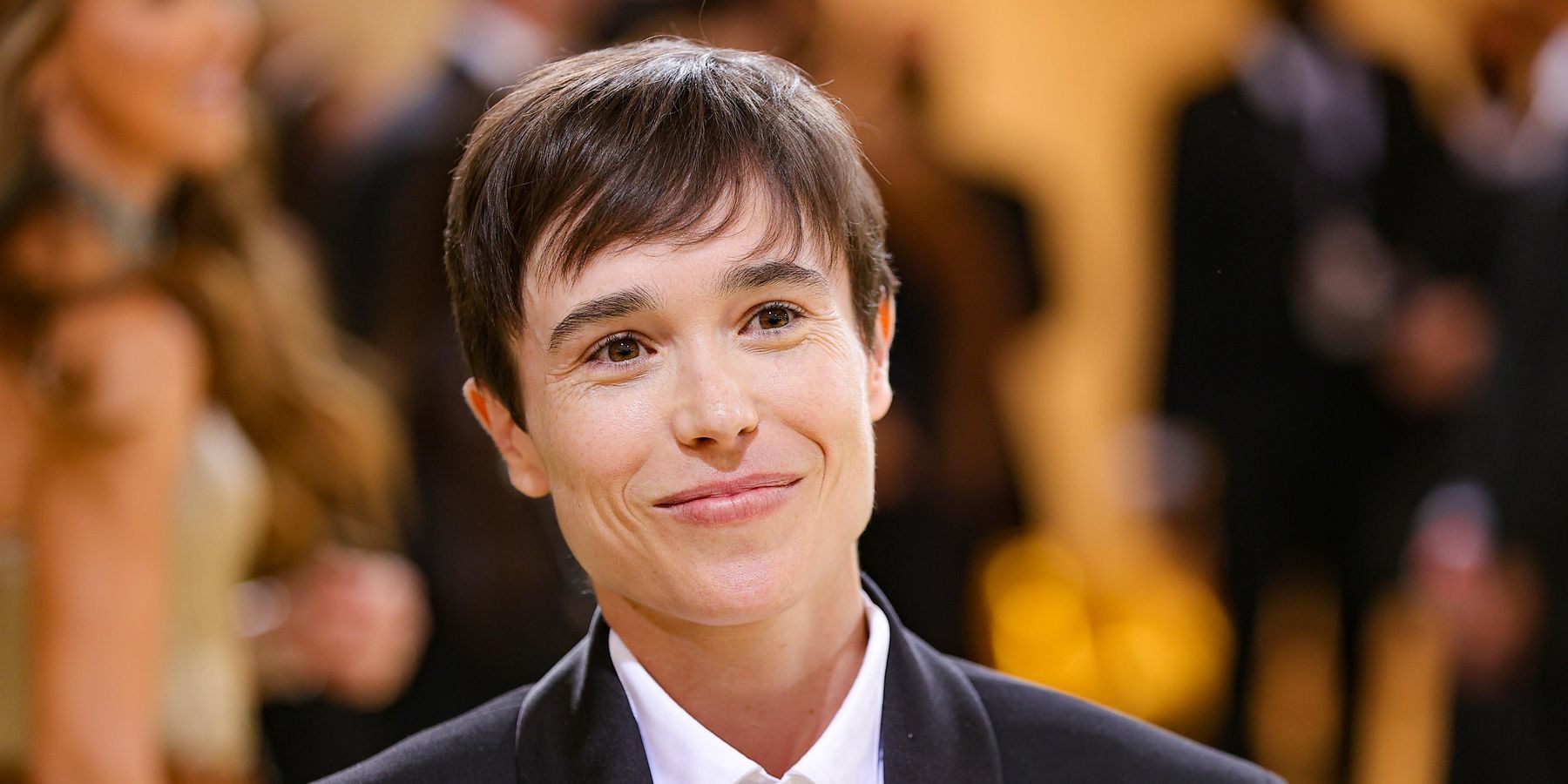 Elliot Page Is Writing a Memoir