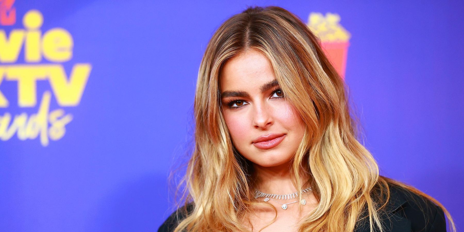 Addison Rae Praised for Embracing Her Adult Acne