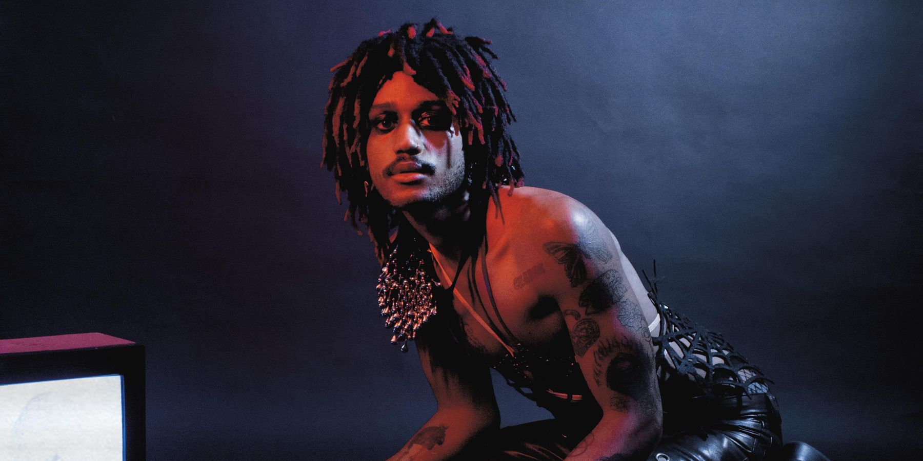 Jimi Lucid's 'Screens' Is an Absurdist Mystery