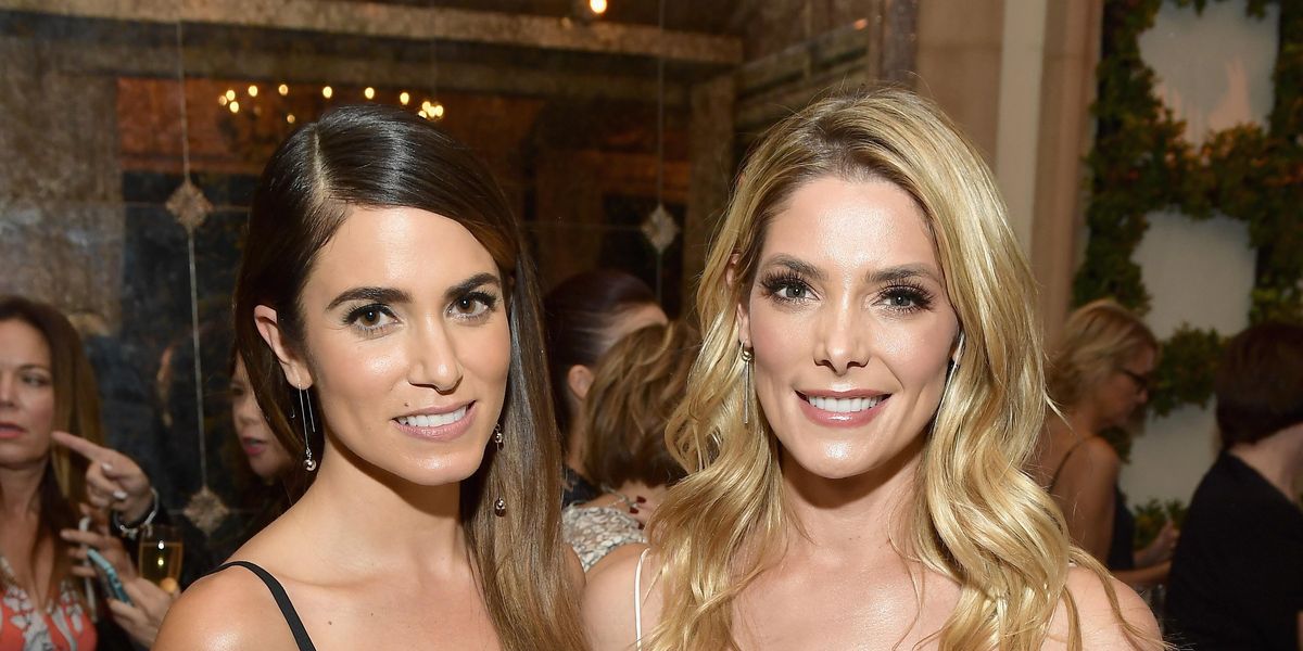 The 'Twilight' Sisters Share Behind-the-Scenes Drama on New Podcast