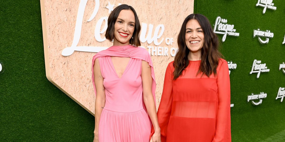 Abbi Jacobson Engaged to Girlfriend Jodi Balfour
