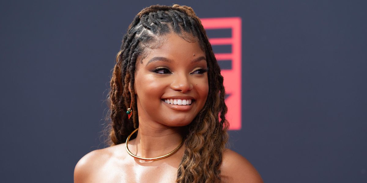 Halle Bailey Stuns in 'The Little Mermaid' Trailer