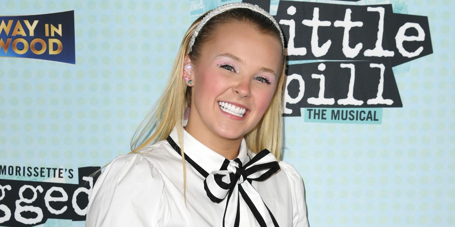 JoJo Siwa Responds to Avery Cyrus Chuck E. Cheese Date Criticism