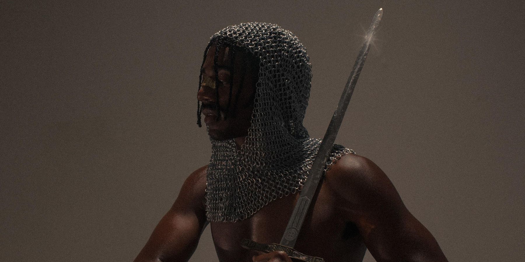 Bronze Avery Announces Debut Album 'SOFTMETAL'