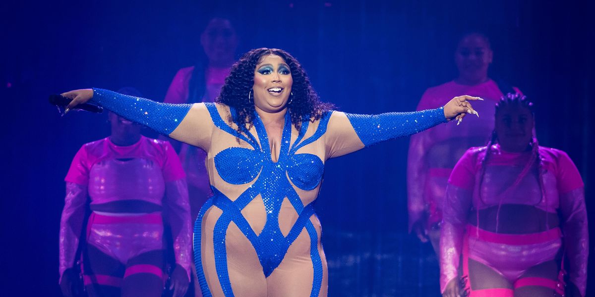 Lizzo Twerked While Playing a Presidential Crystal Flute