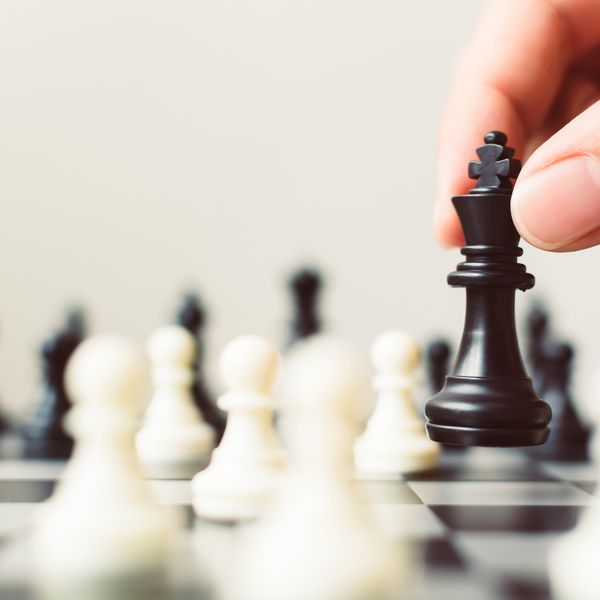 Chess Star Would Play Naked to Beat Anal Bead Cheating Allegations