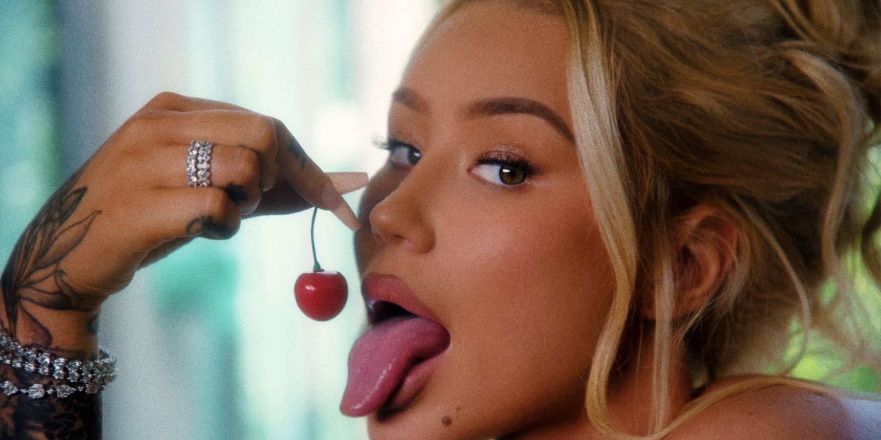 Iggy Azalea Joins OnlyFans