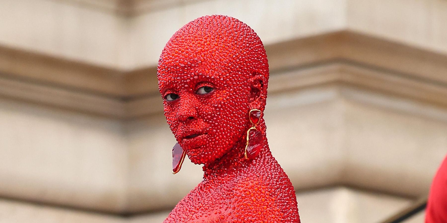 Doja Cat's Schiaparelli Moment Took 5 Hours and 30,000 Crystals to Make