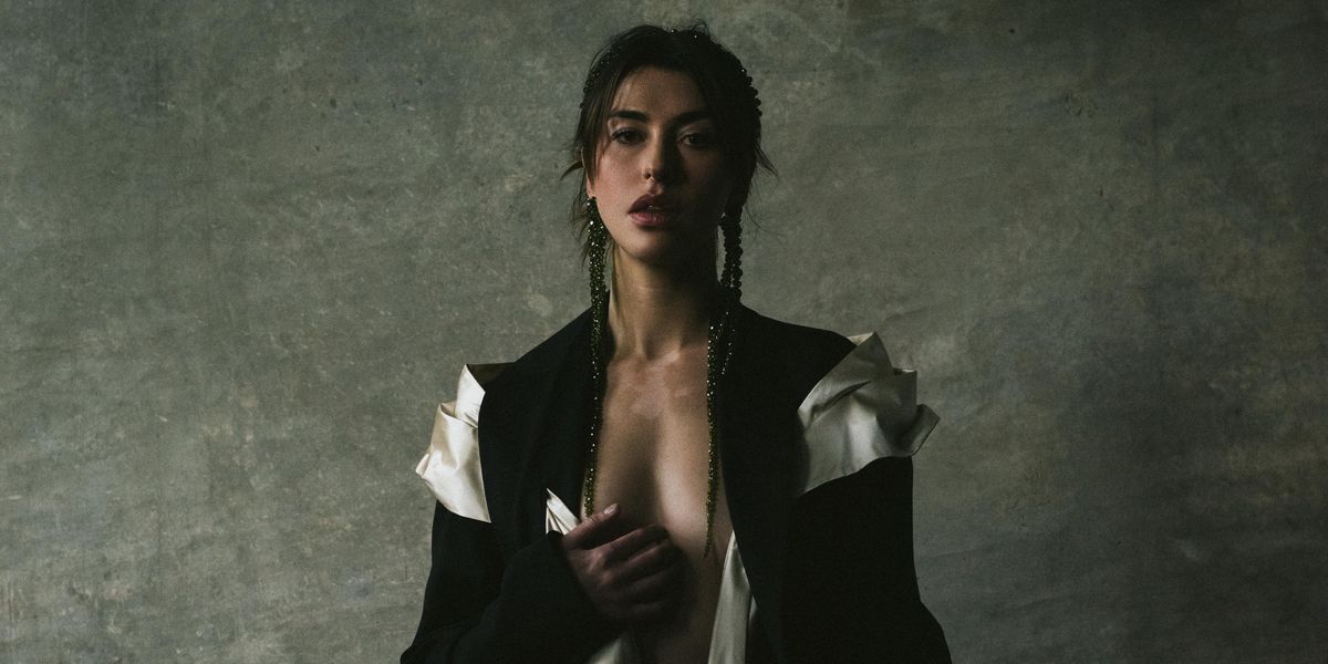 Kimbra Embraces Life's Many Reckonings