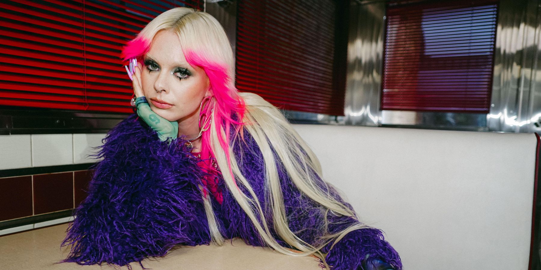 girli Has 'Imposter Syndrome'