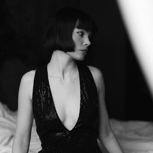 Winona Oak Is in Free Fall