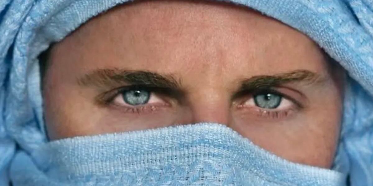 The Cyanophile Electrifying A New Realm of Art with Tech