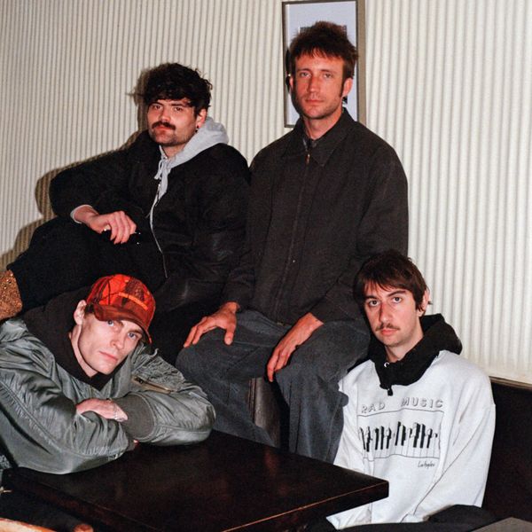 Model/Actriz Steps Up