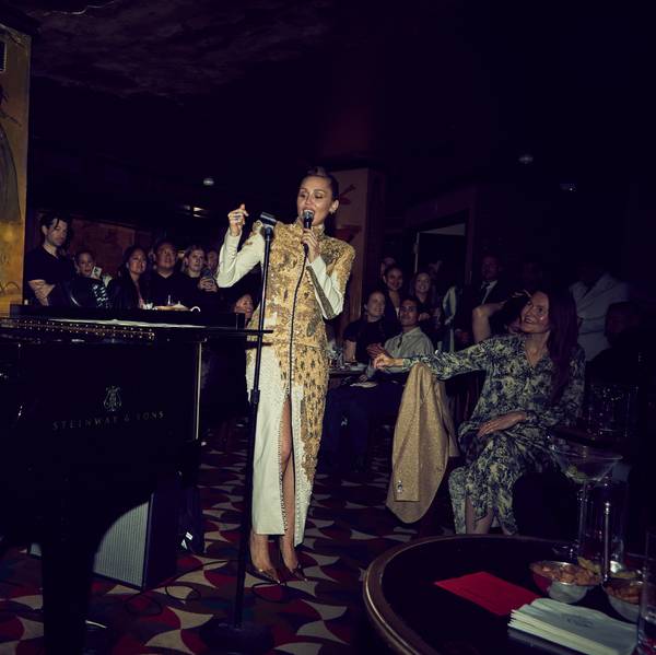 Inside Miley Cyrus' Surprise Performance in NYC