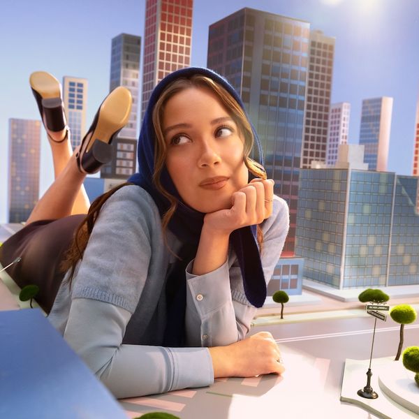 Laufey Turns Everlane Into a Dreamworld