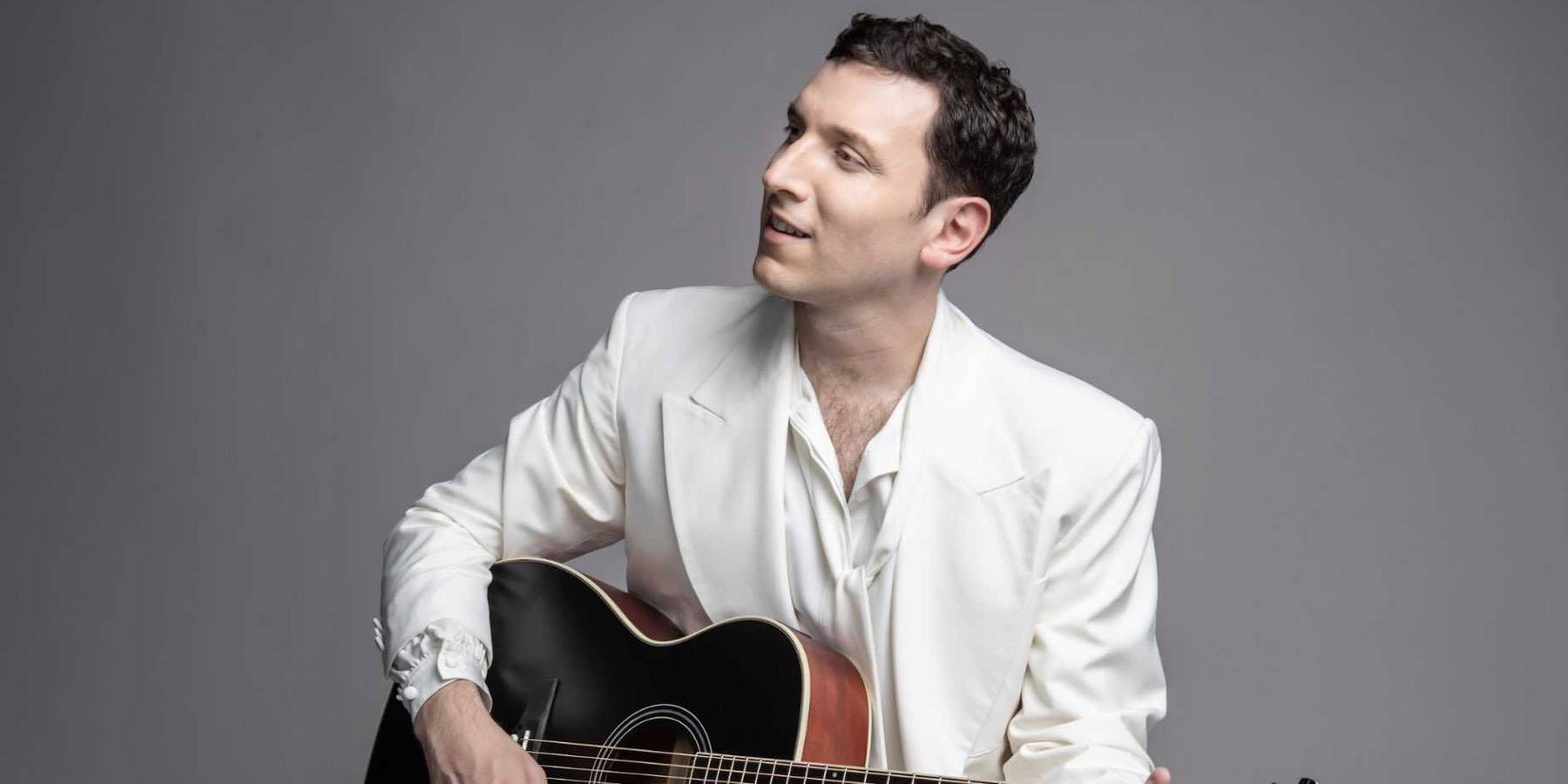 Franno: The Latin Crooner Bringing Romance to Pop