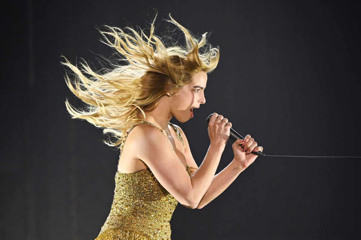 Addison Rae Is the Pop Star at the End of Time