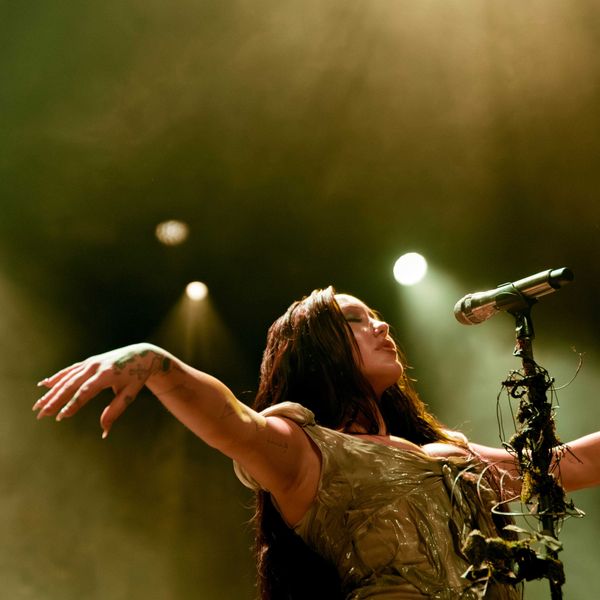 Noah Cyrus Descends on Brooklyn Paramount