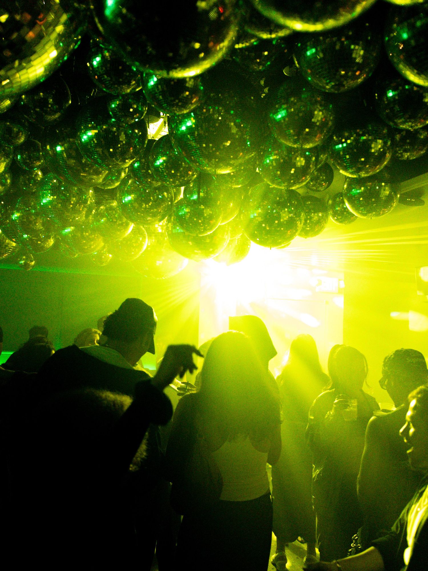 Dentro del lanzamiento de PAPER Español con Buchanan’s Green Seal, BIA y un desfile de estrellas latinas