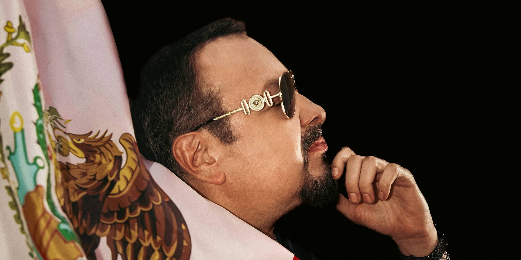 ICONOS: Pepe Aguilar, El Oficio del Tiempo, la Voz del Silencio y el Peso del Legado