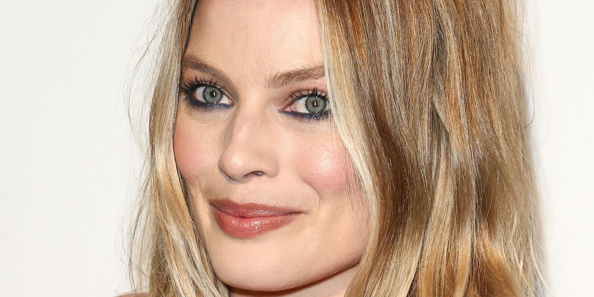 Here's Our First Glimpse of Margot Robbie As Tonya Harding