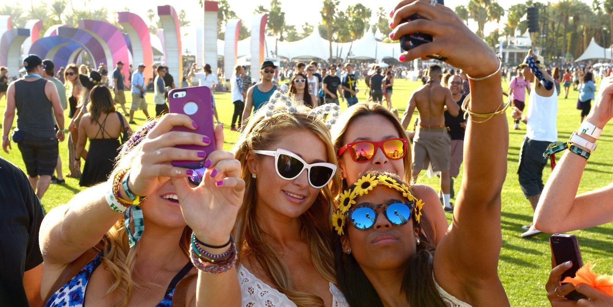 Paris Hilton's Coachella Fashion Do's and Don'ts