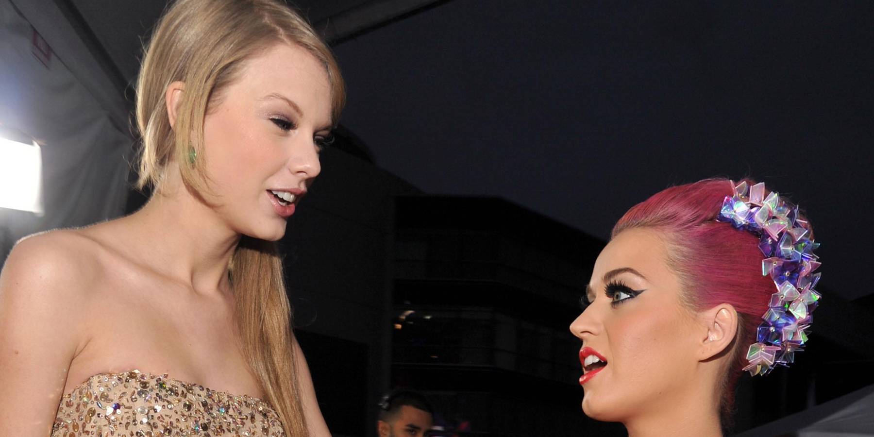 Even Though Your Body and Soul Cannot Take Any More, Katy Perry Keeps Stirring the Taylor Swift-Feud Pot