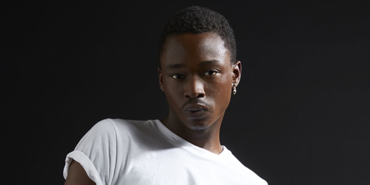 Ashton Sanders Steps Out of "Moonlight" and Into the Spotlight