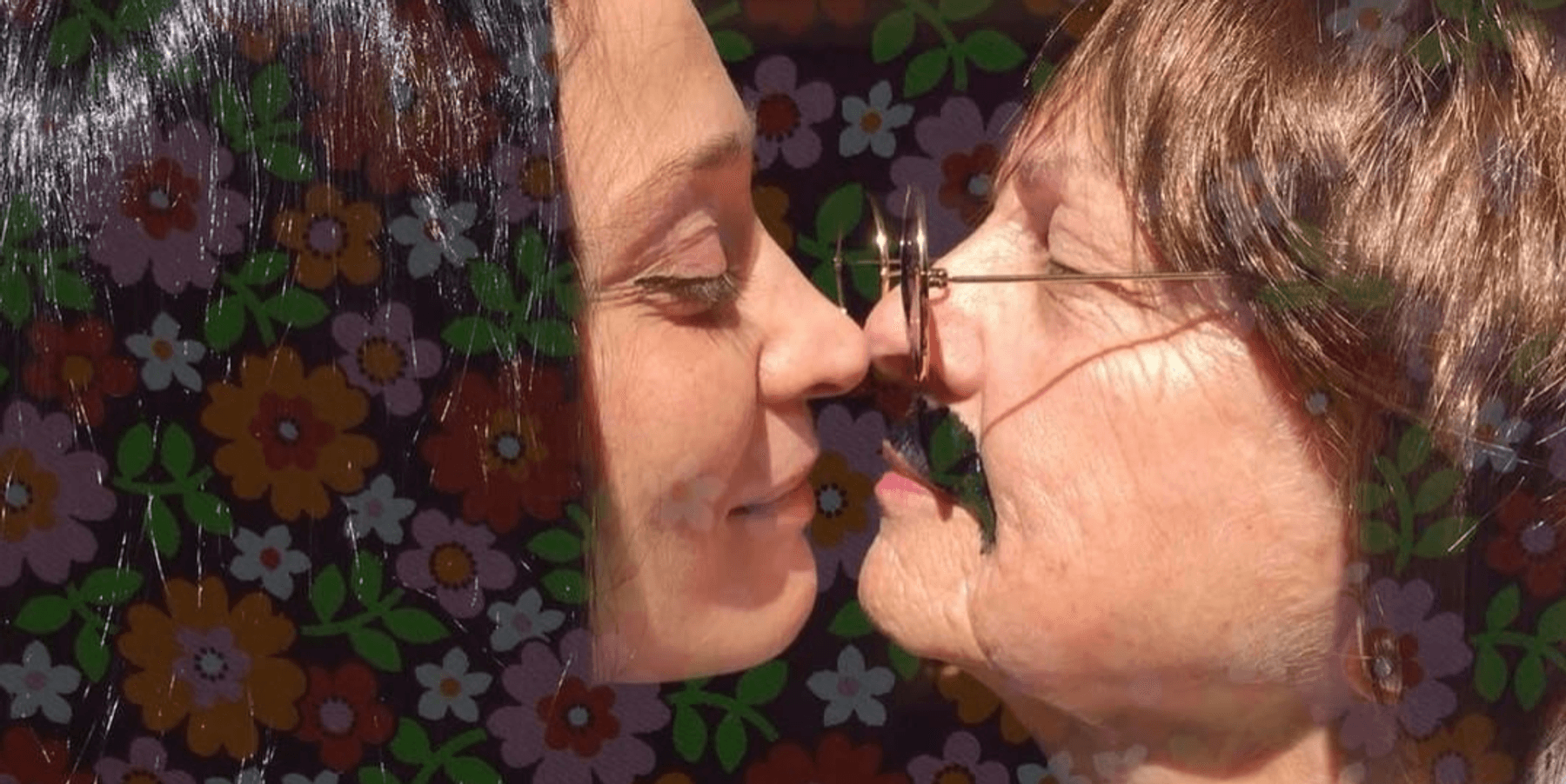 Fiona Apple's Cover Of "I Got You Babe" With Lili Hayes Is The Only Known Cure For Depression