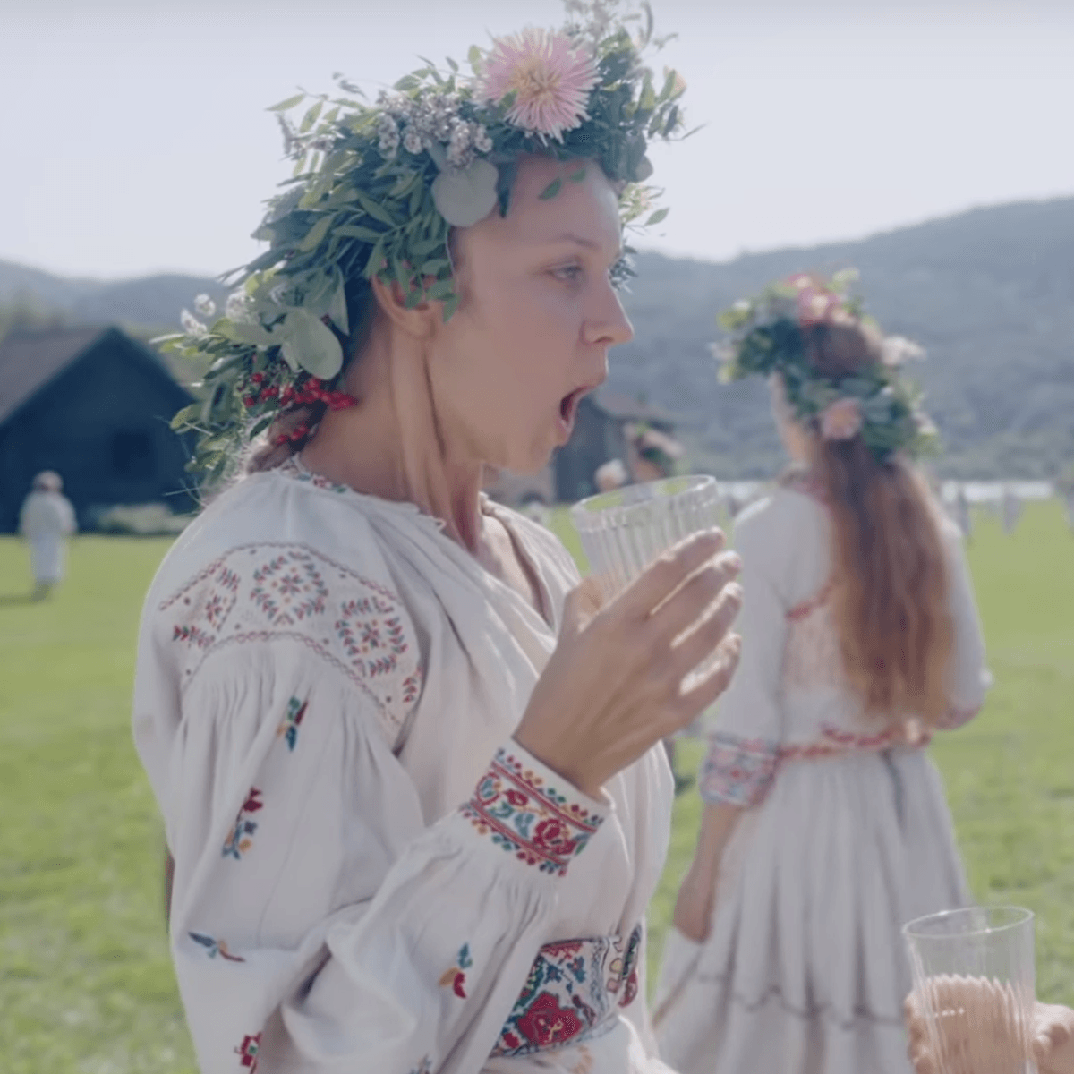 Midsommar: What to Wear to Your Swedish Cult's Murder Ritual - PAPER Magazine Midsommar: What to Wear to Your Swedish Cult's Murder Ritual - PAPER Magazine