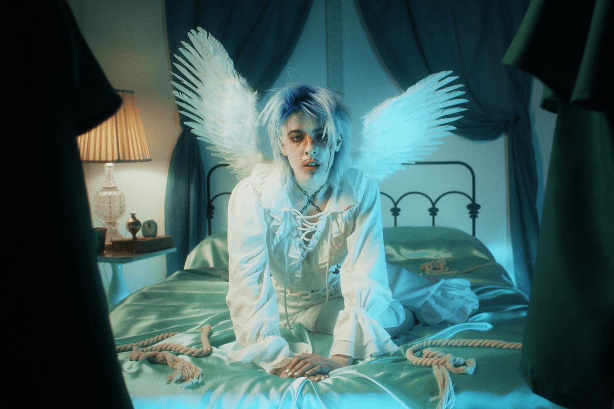Dorian Electra Goes All the Way on Debut Album "Flamboyant" - PAPER Magazine Dorian Electra Goes All the Way on Debut Album "Flamboyant" - PAPER Magazine