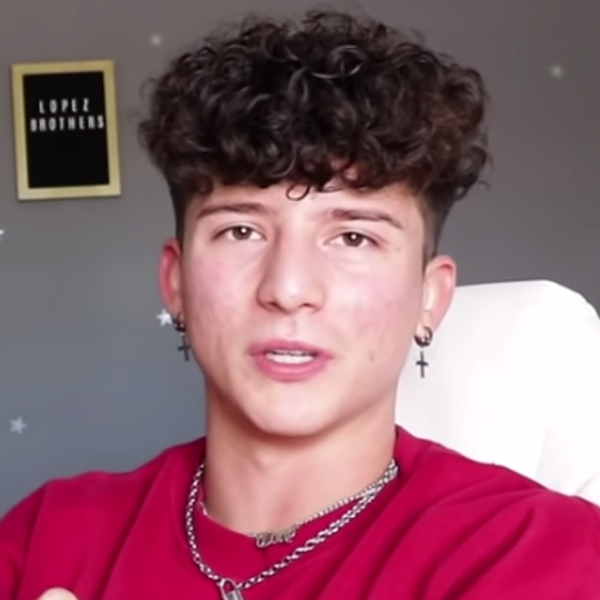 Tony Lopez Sued For Allegedly Soliciting Nudes, Sexual Acts From Minors