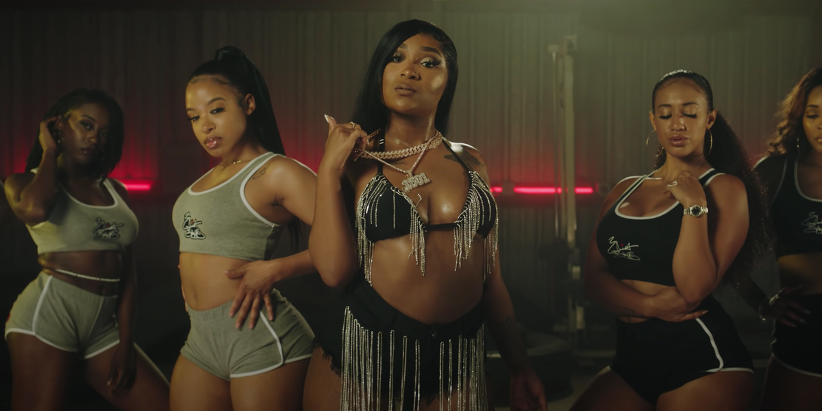 Your Knees Won't Survive the #BussItChallenge