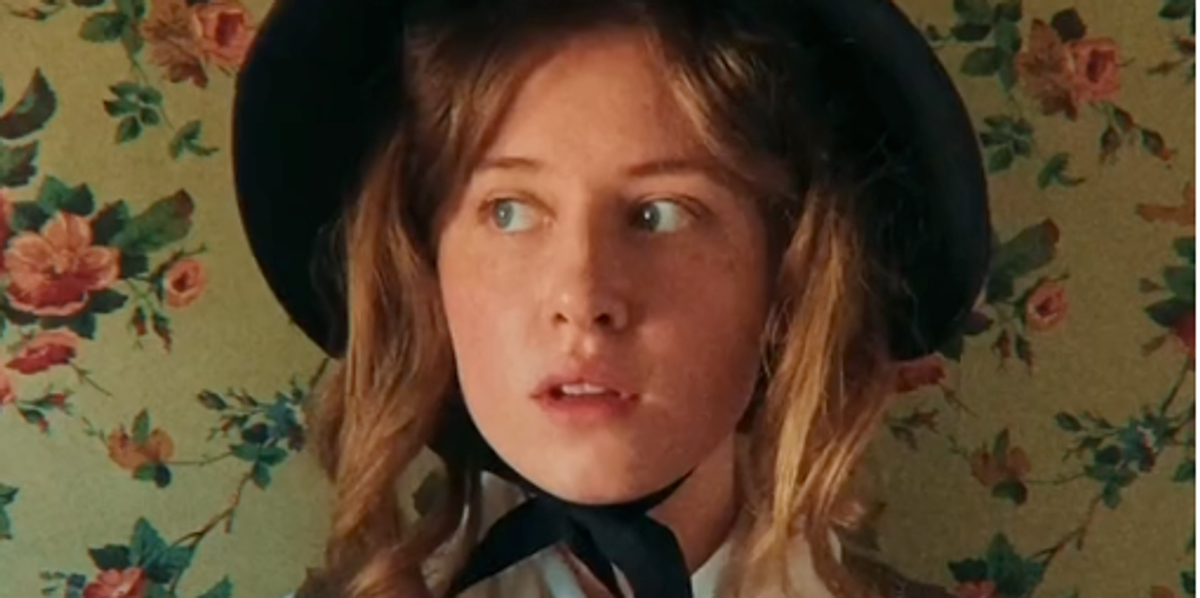 The TikTok Turning 2000s Movies Into Period Dramas