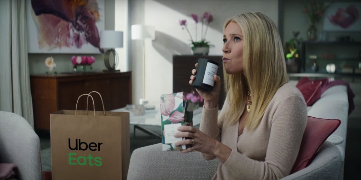 Gwyneth Paltrow Eats Her Vagina Candle