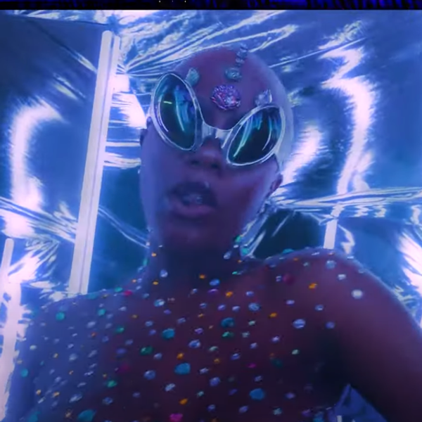 Zepkins Gives Interdimensional Alien Fantasy in 'Peekaboo'