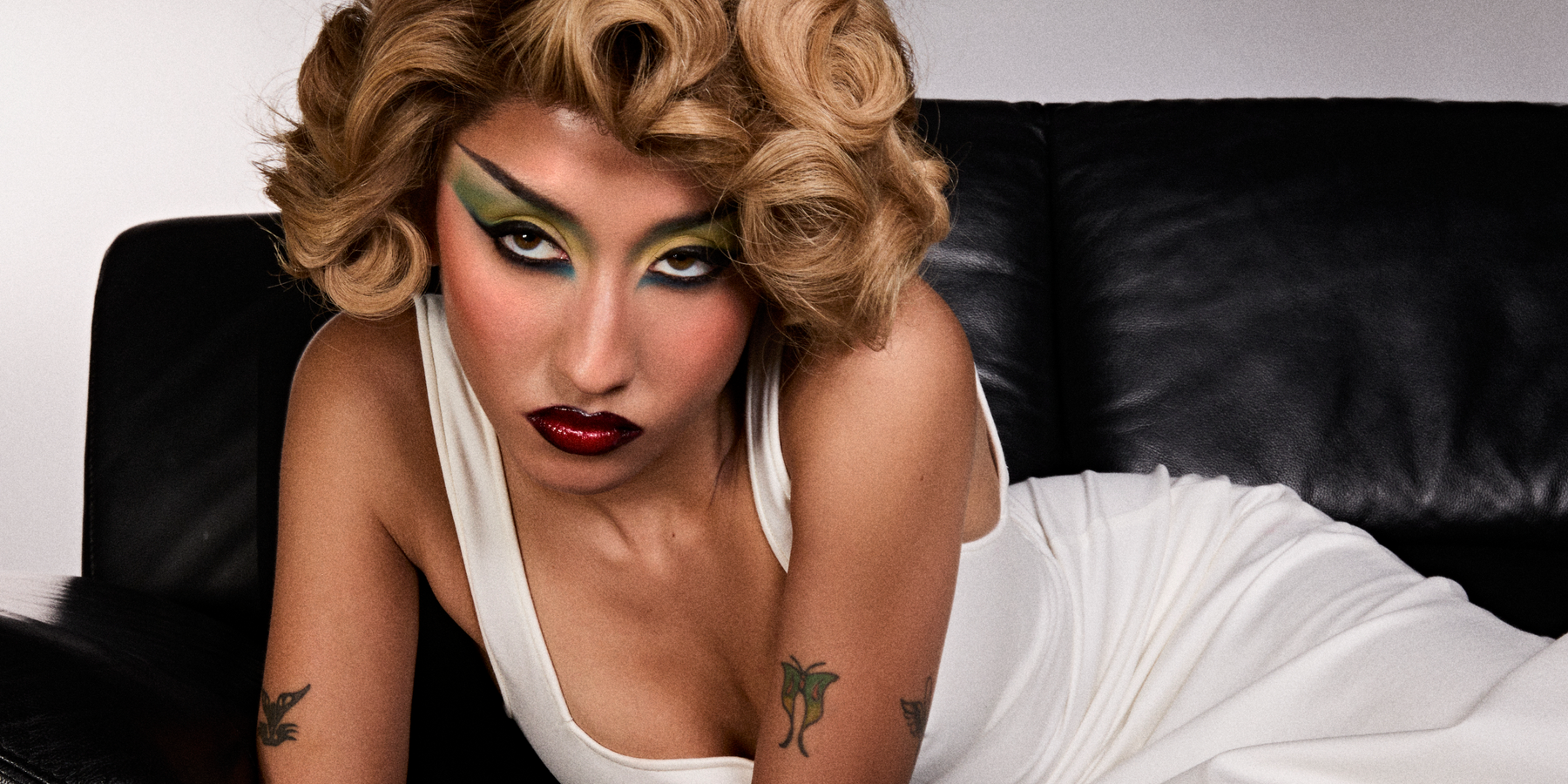 Isabella Lovestory Wants to Seduce the World