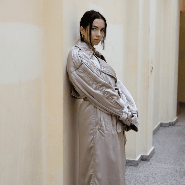 Stefanie Heinze Interviews Stefanie Heinze (Again)