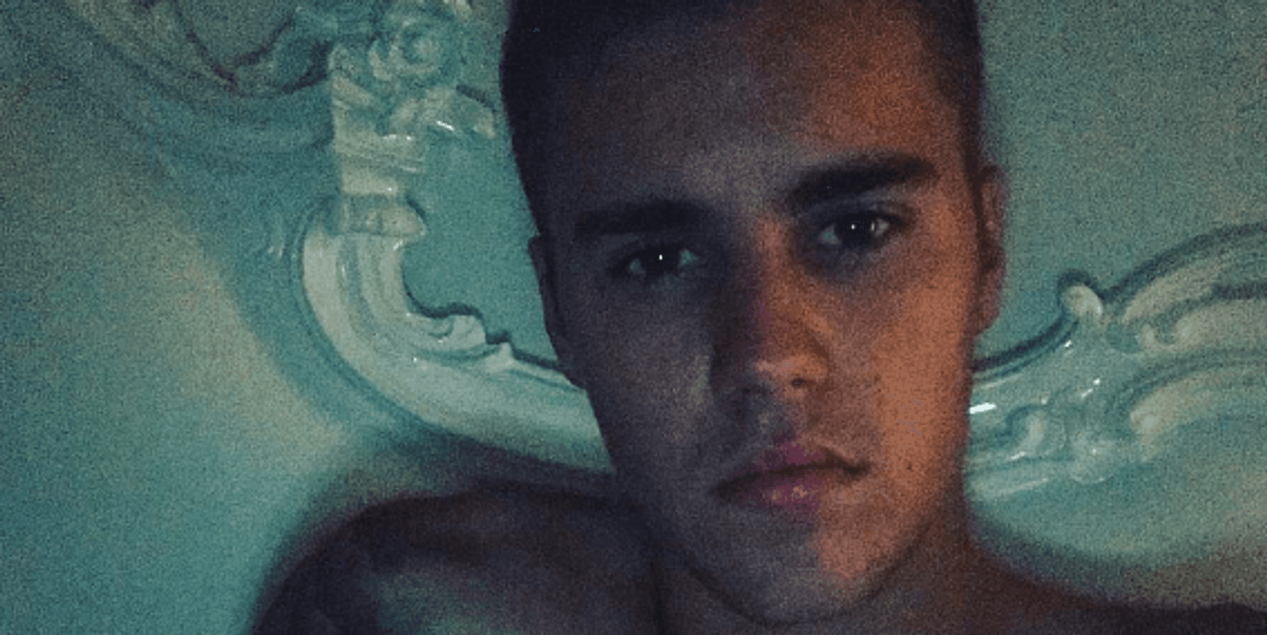 Justin Bieber Pulls the Ol' "Spilt Water" Excuse to Explain His Wet Crotch