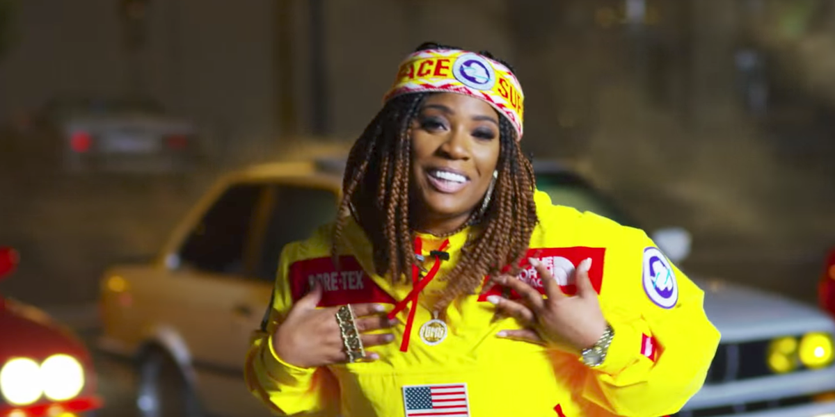 Kamaiyah Pays Homage To TLC In 90s-Tastic Video For "Build You Up"