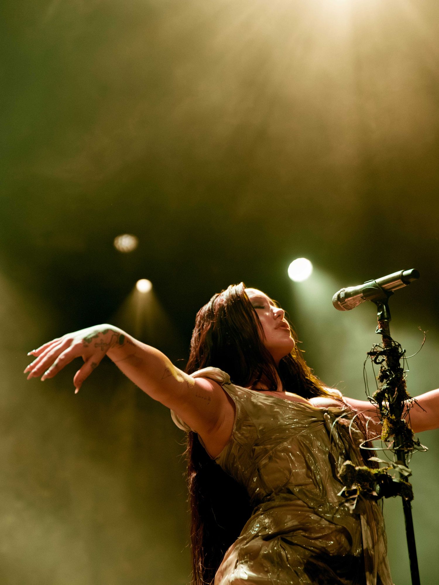 Noah Cyrus Descends on Brooklyn Paramount