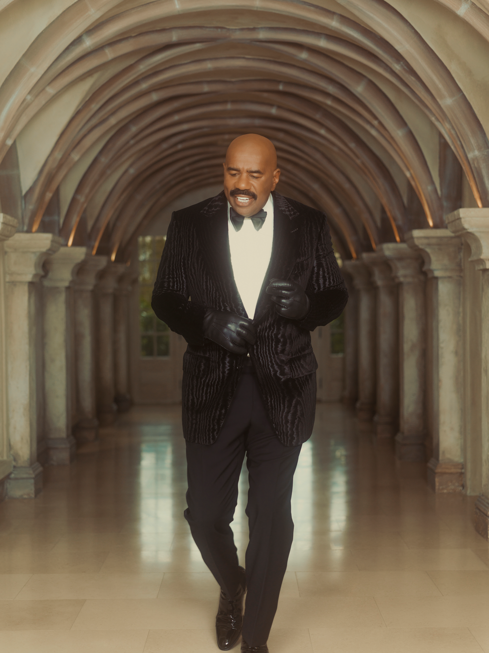 Steve Harvey black look