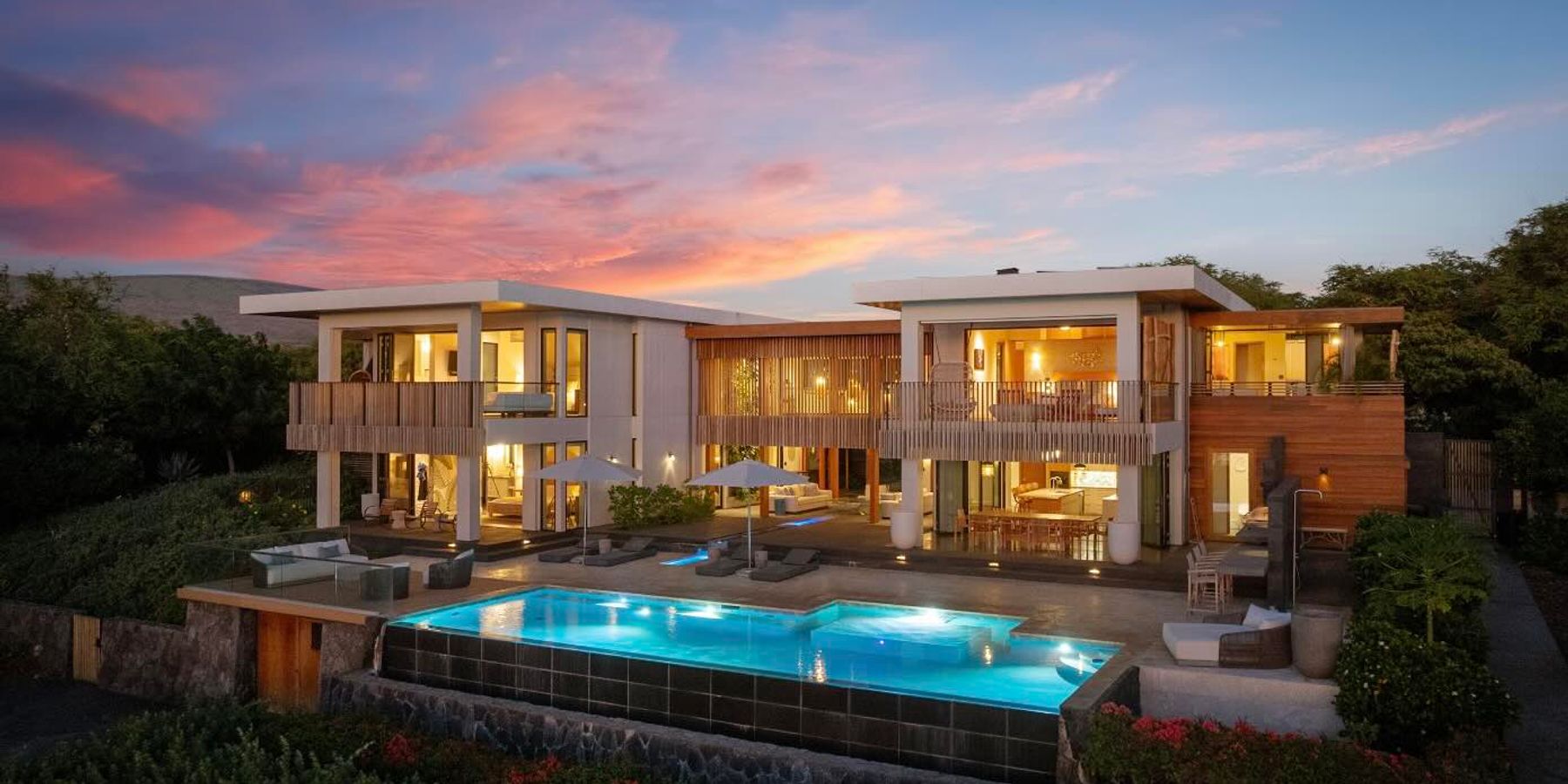 Wander's Top Luxury Retreats: Wander Orcas Island, Wander Falling Leaves, Wander Oconee Shores, Wander Big Sur Point, and Wander Puako Bay