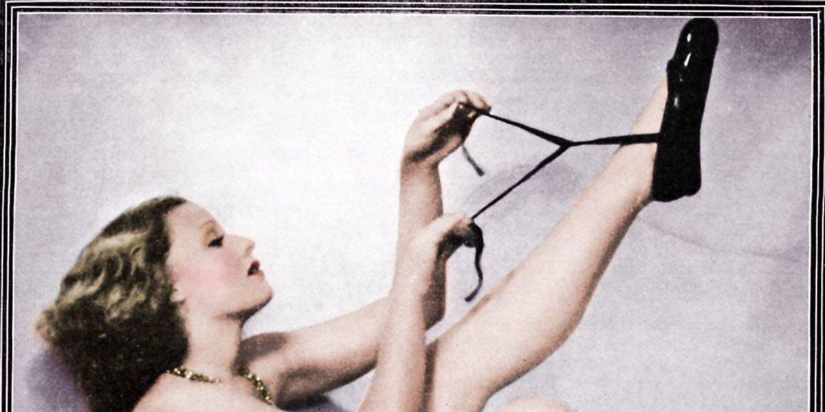 What's Up With the Internet's Ballet Flat Fixation?